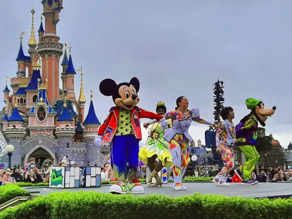 Disneyland Paris: Twój kompletny przewodnik po Europie